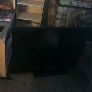 Samsung 47 inch $200 take $180 must go asap